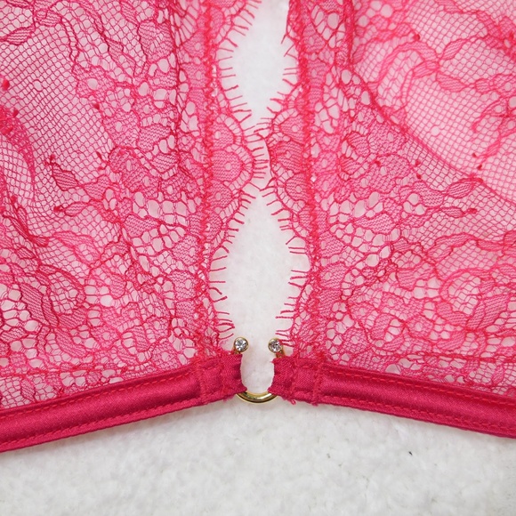 victoria's secret very sexy chantilly lace bra - Picture 3 of 5